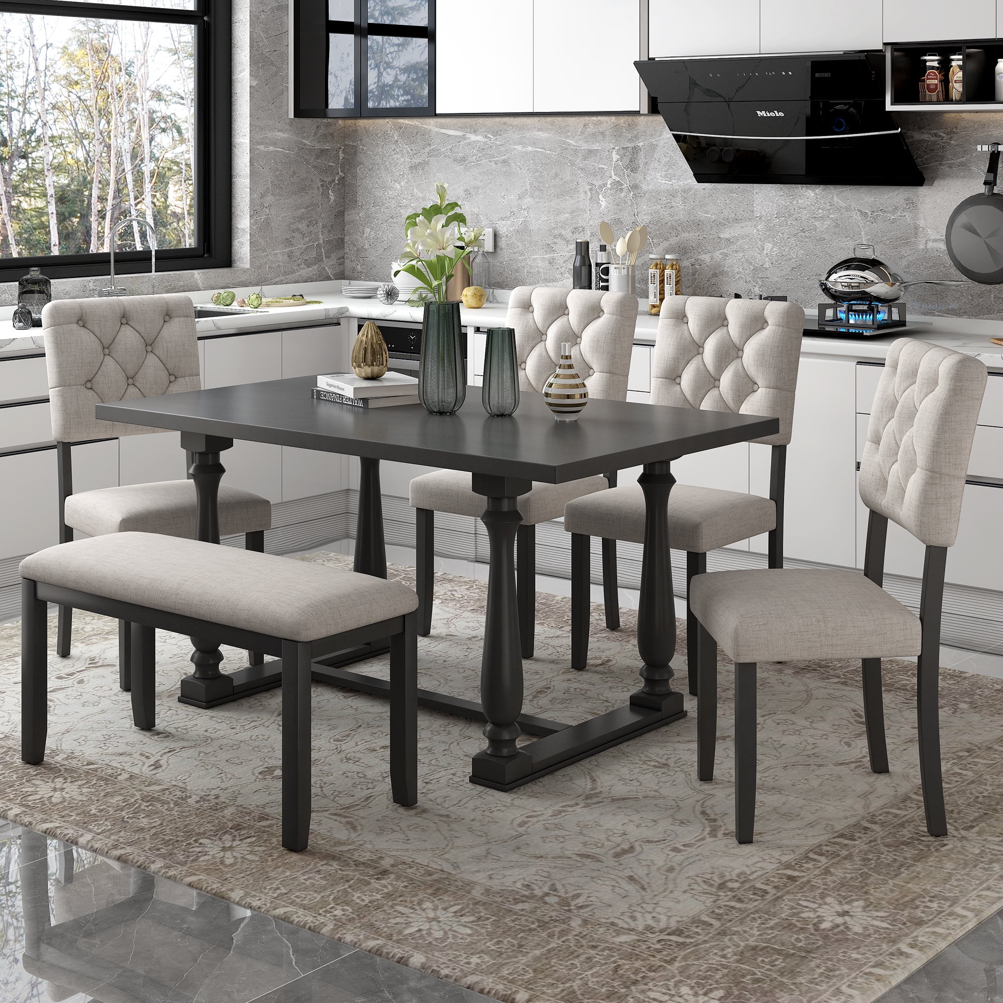 Kitchen & Dining